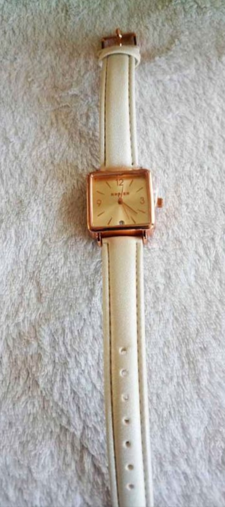 Montre Rodier blanc cassé