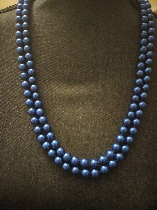 Collier perle bleue