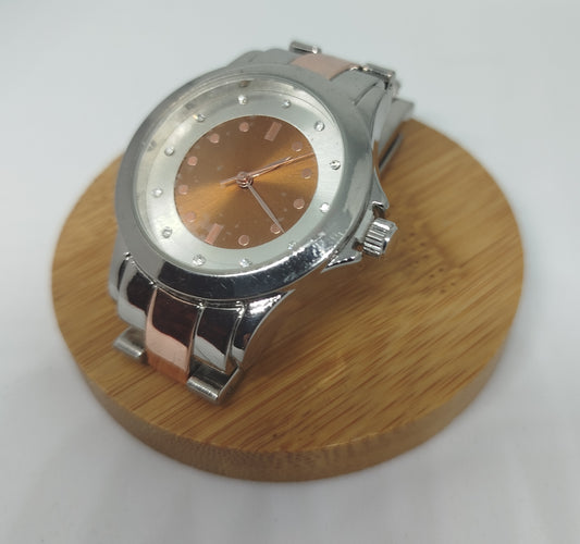 Montre femme orange et silver de seconde main | Design and Company