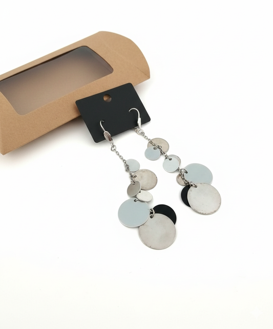 Bijoux boucle d'oreilles de seconde main | Design and Company