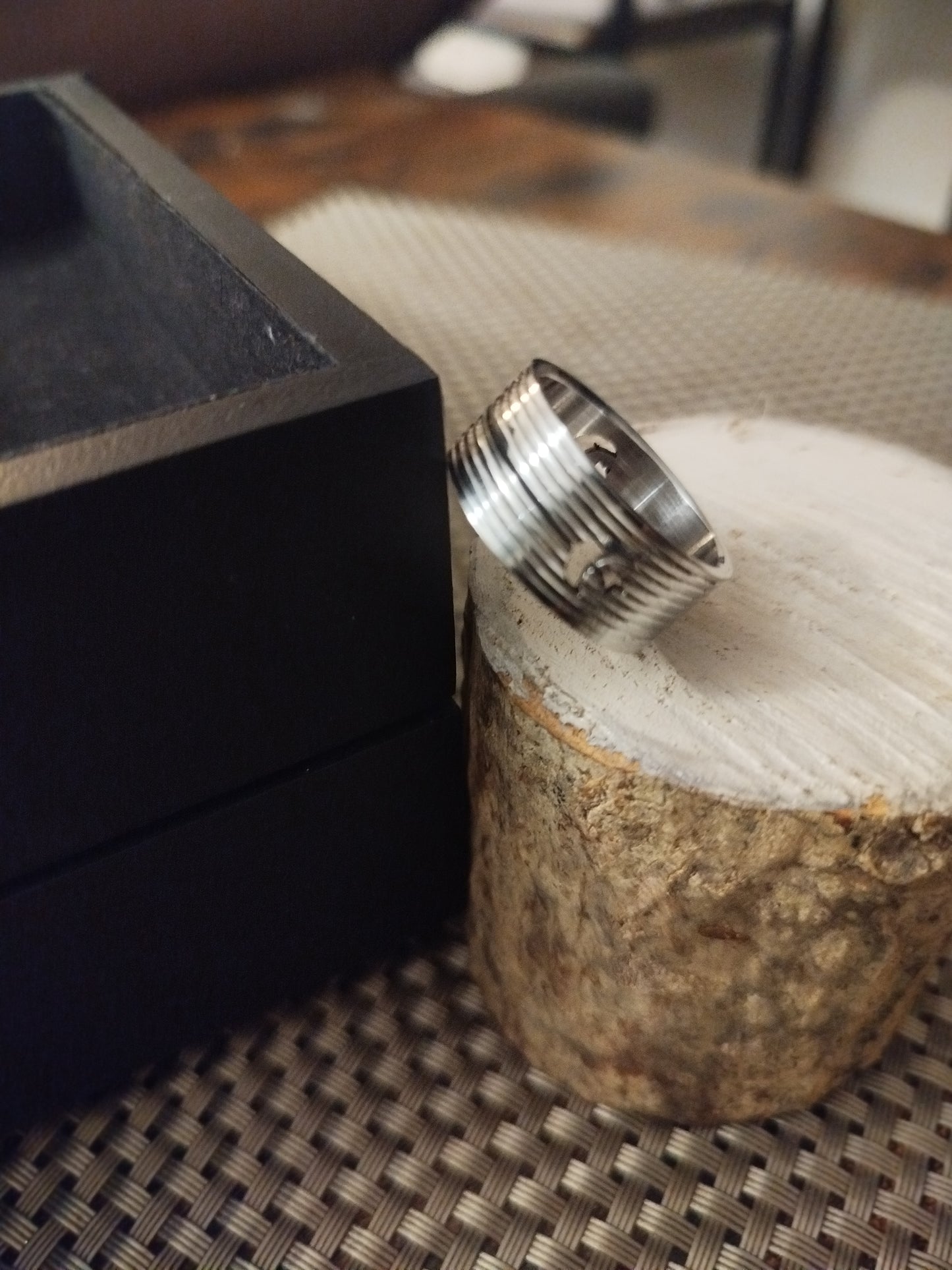 Bijoux Bague Lunos de seconde main
