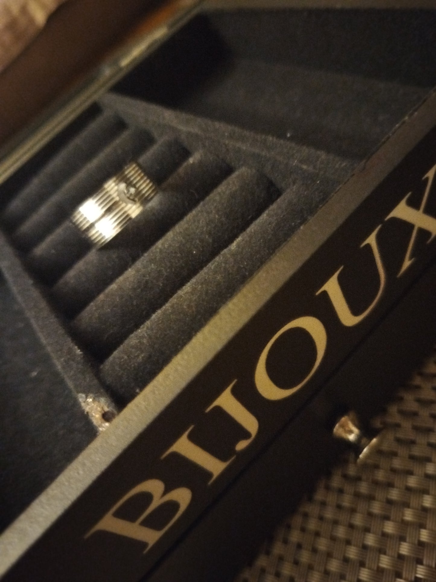 Bijoux Bague Lunos de seconde main