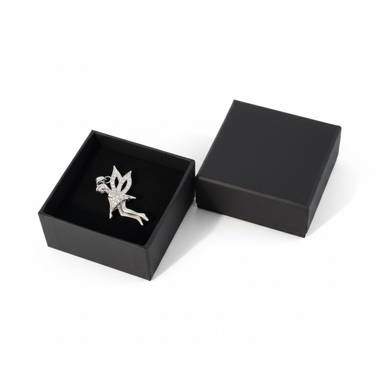 Pendentif fee | Design and Company