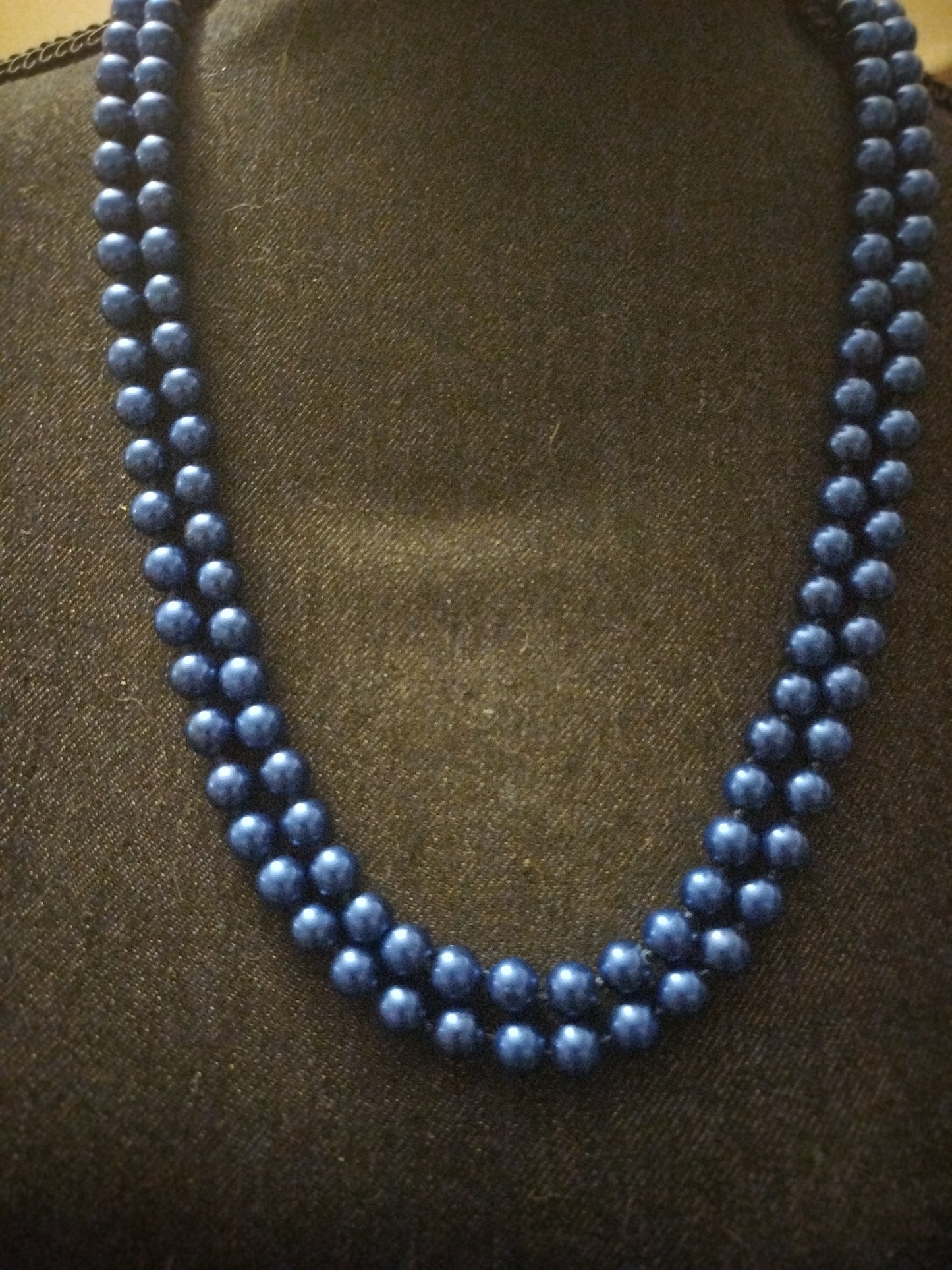 Collier long ou court bleu nuit