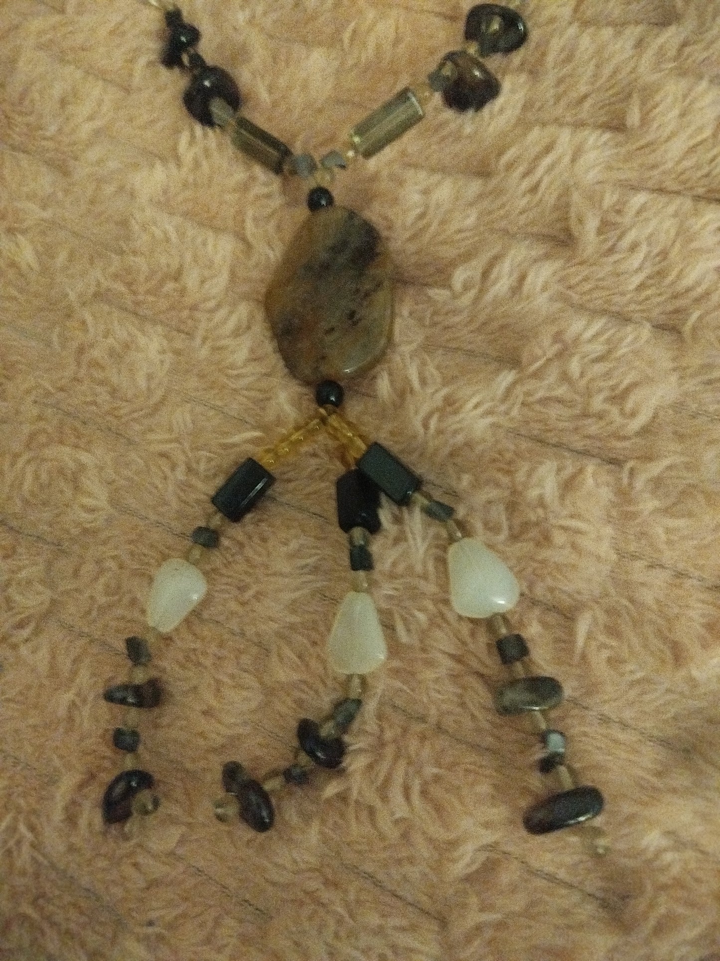 Collier fantaisie multi perles