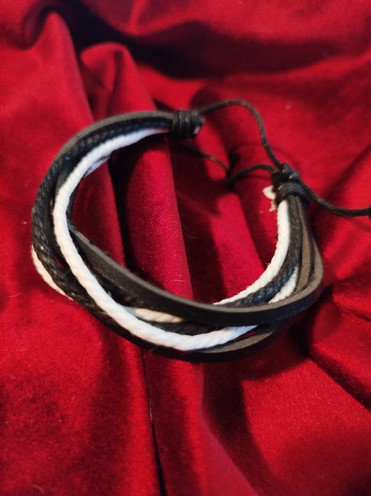 Bracelet neuf tressé et similicuir| Design and Company