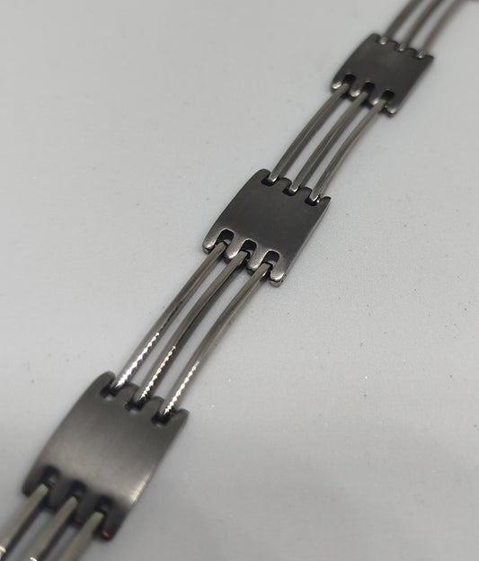 Gourmette acier inoxydable neuve | Design and Company