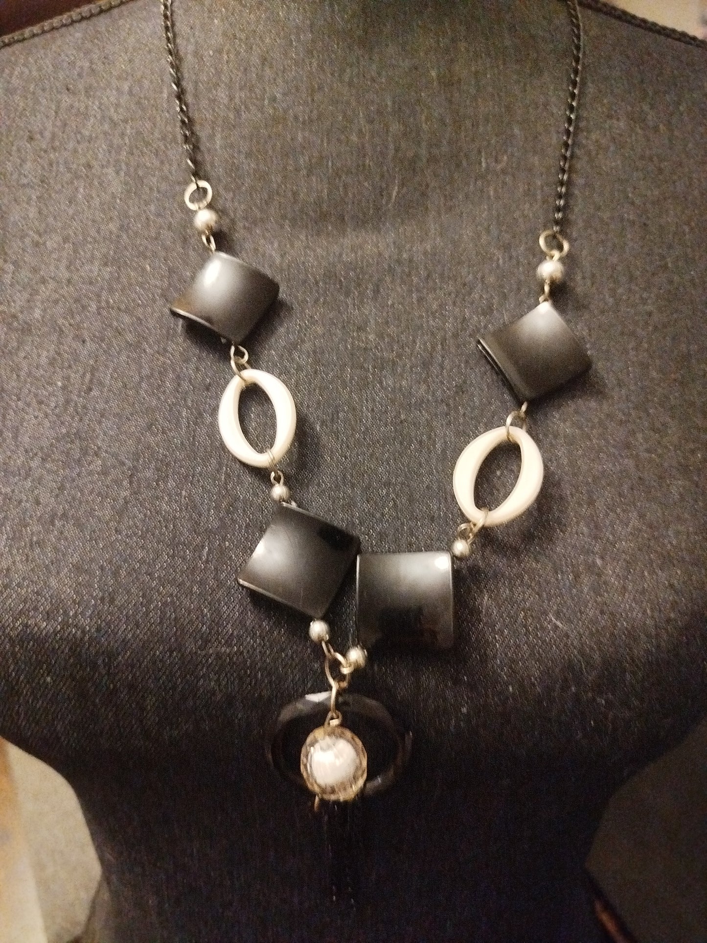 Collier fantaisie " Maraboute "