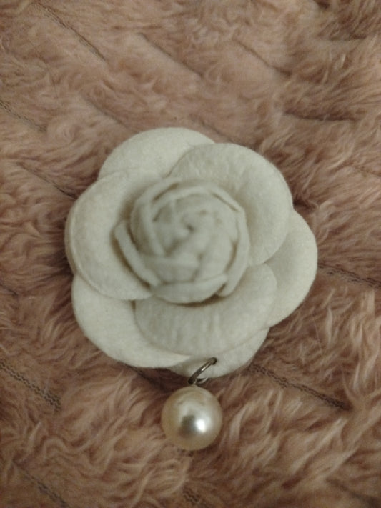 Broche seconde main fleur