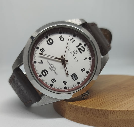 Montre certus homme de seconde main , bracelet cuir d'origine .