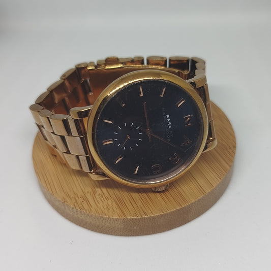 Montre Marc Jacobs de seconde main.