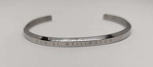 Bracelet Daniel Wellington argenté de seconde main