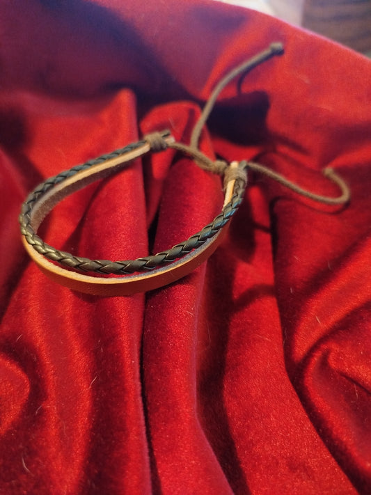 Bracelet neuf tressé et similicuir | Design and Company